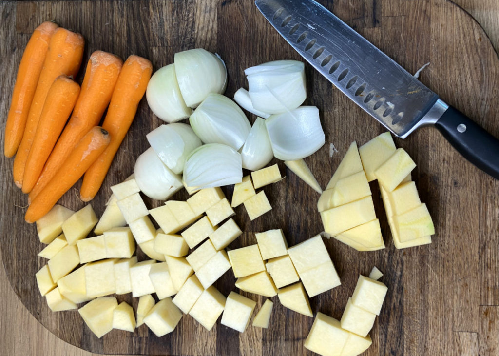 Large Oak Chopping Board Vegetables