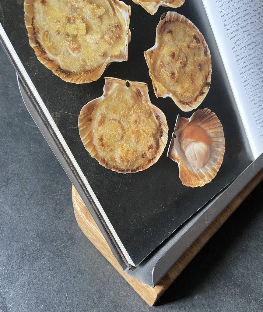 Wils Scallops Made with Love Valentines Recipe Cookbook Stand